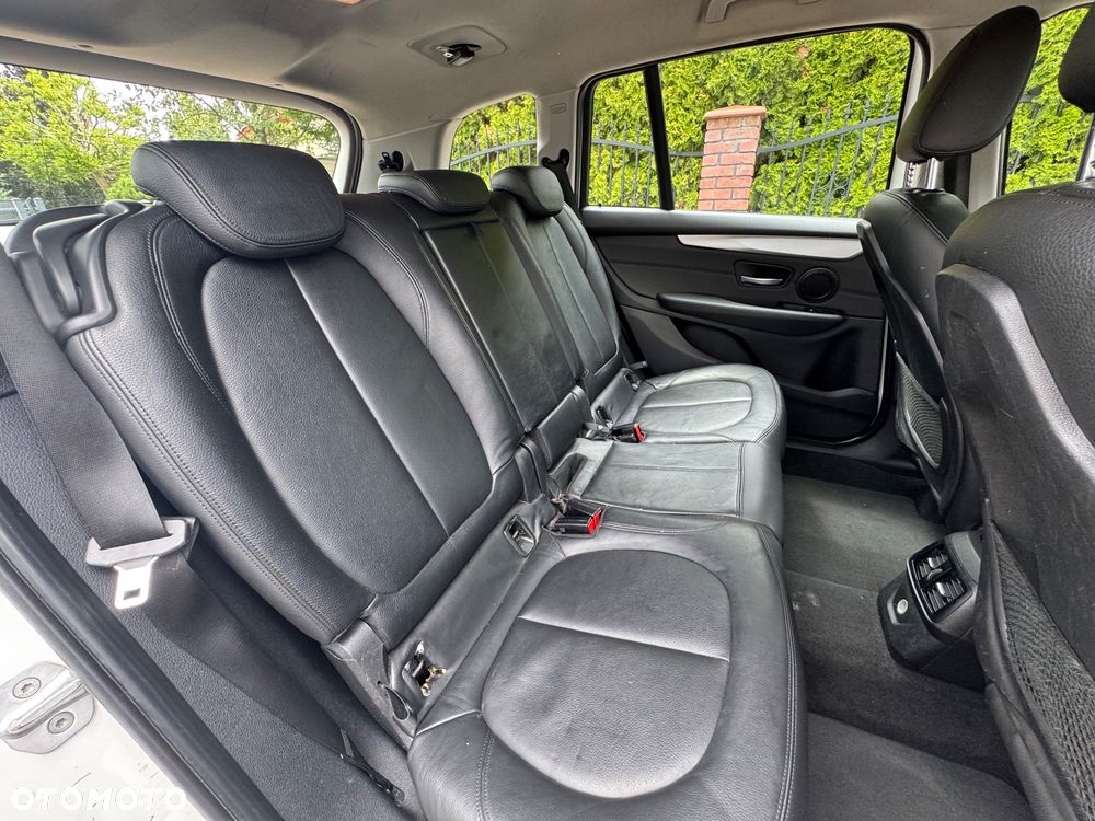 BMW Seria 2 218d GT - 18
