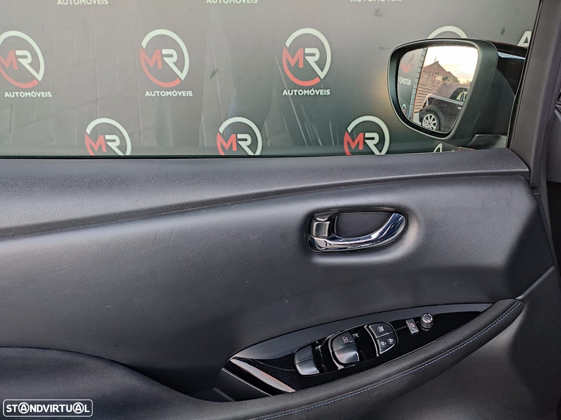 Nissan Leaf - 21