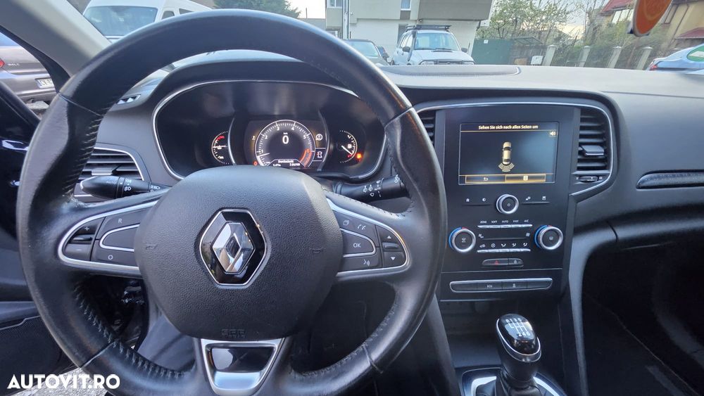 Renault Megane ENERGY TCe 115 Start & Stopp Paris Business - 10