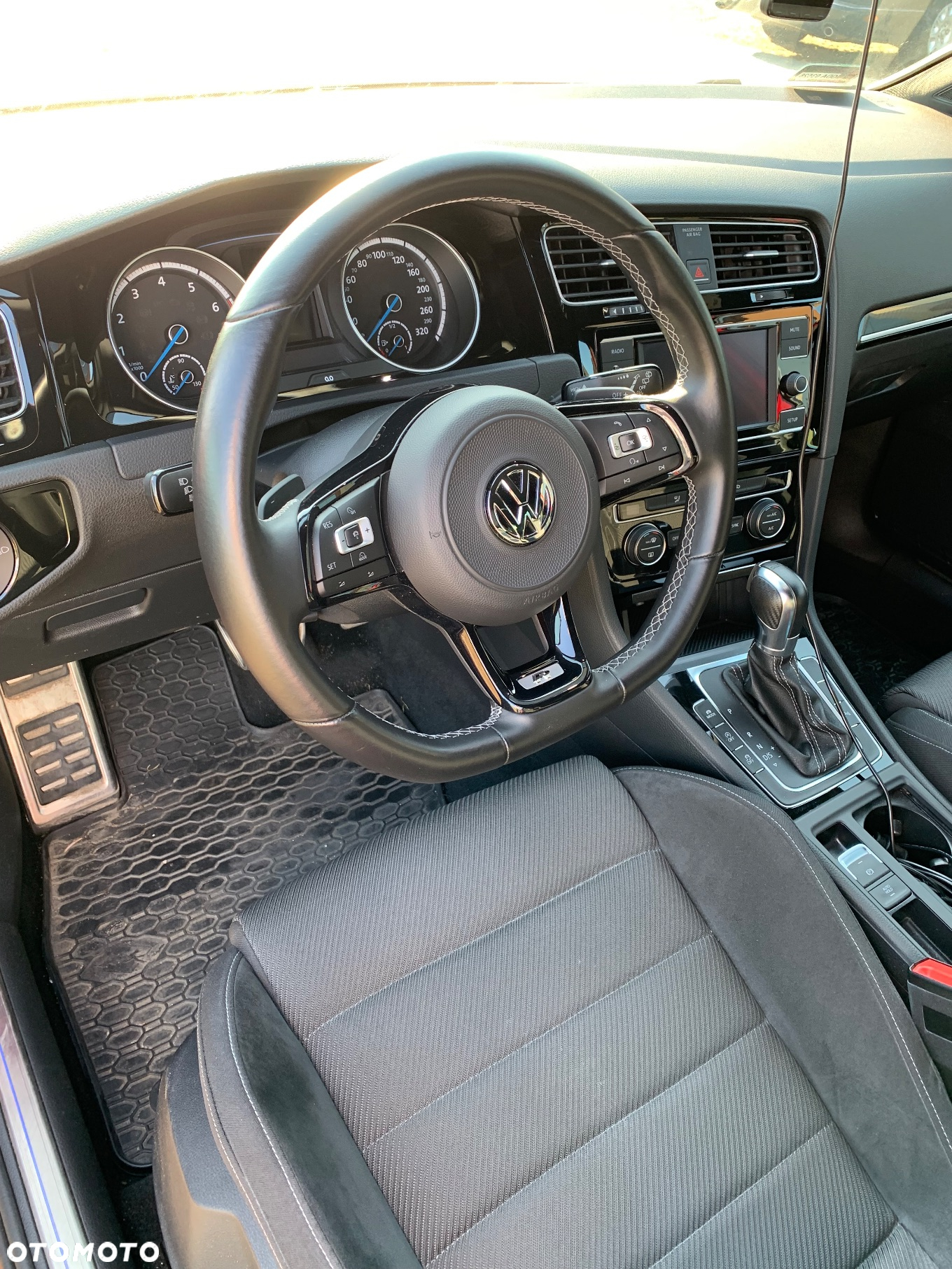 Volkswagen Golf VII 2.0 TSI BMT 4Mot R DSG - 13