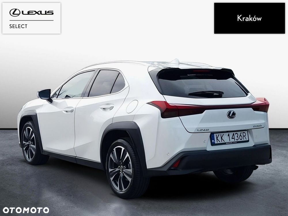 Lexus UX 300h Business - 3