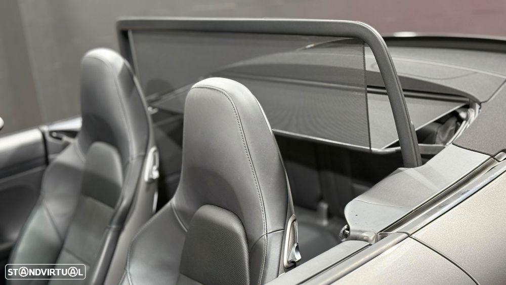 Porsche 911 (991) Carrera 4 GTS PDK - 13