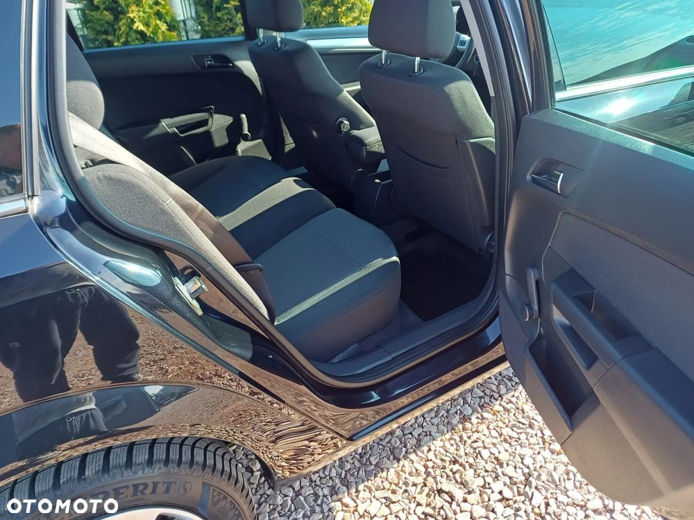 Opel Astra 1.6 Edition 111 Jahre - 19