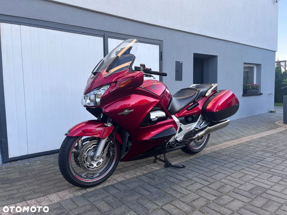 Honda ST - 5