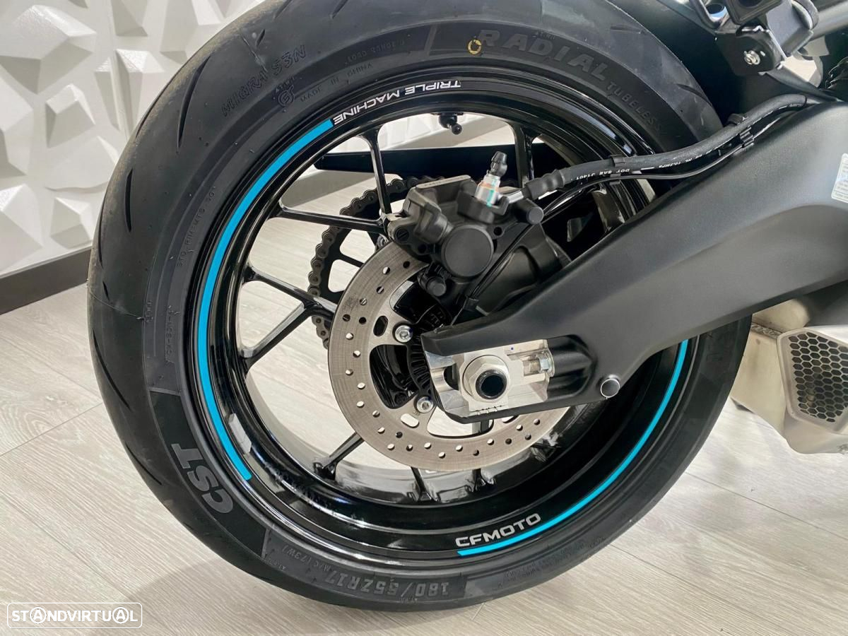 CF Moto 675NK - 6