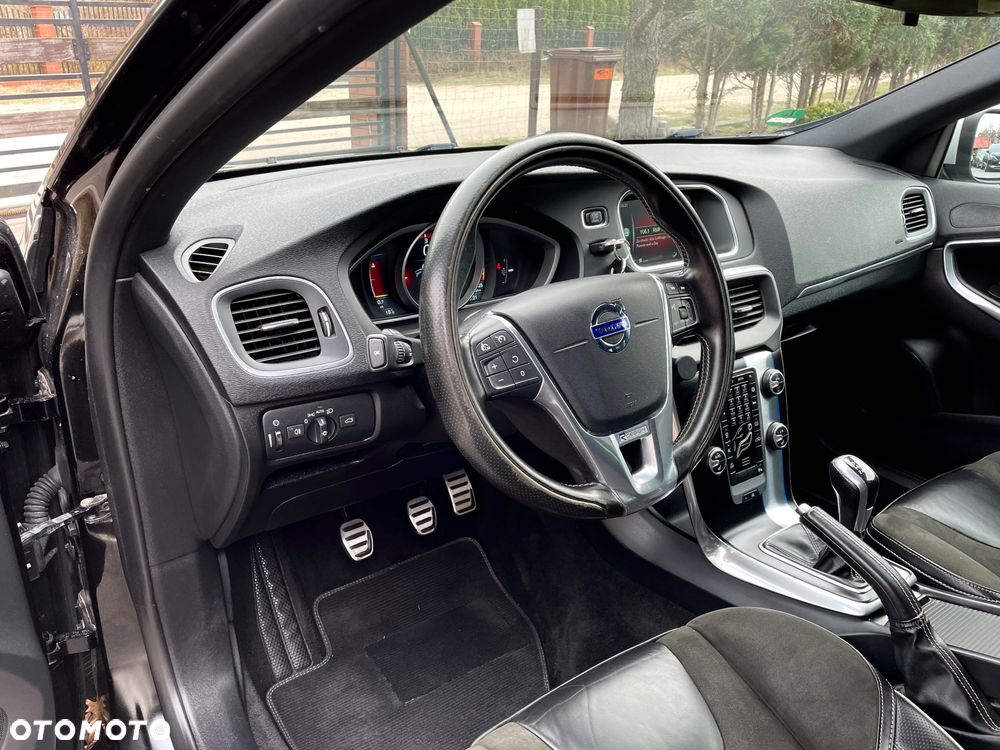 Volvo V40 D2 RDesign - 13