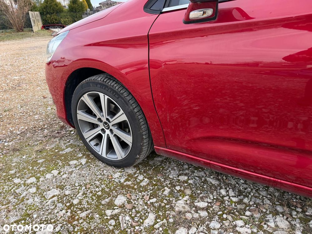 Citroën C4 PureTech 130 Stop&Start EAT8 PLUS - 11