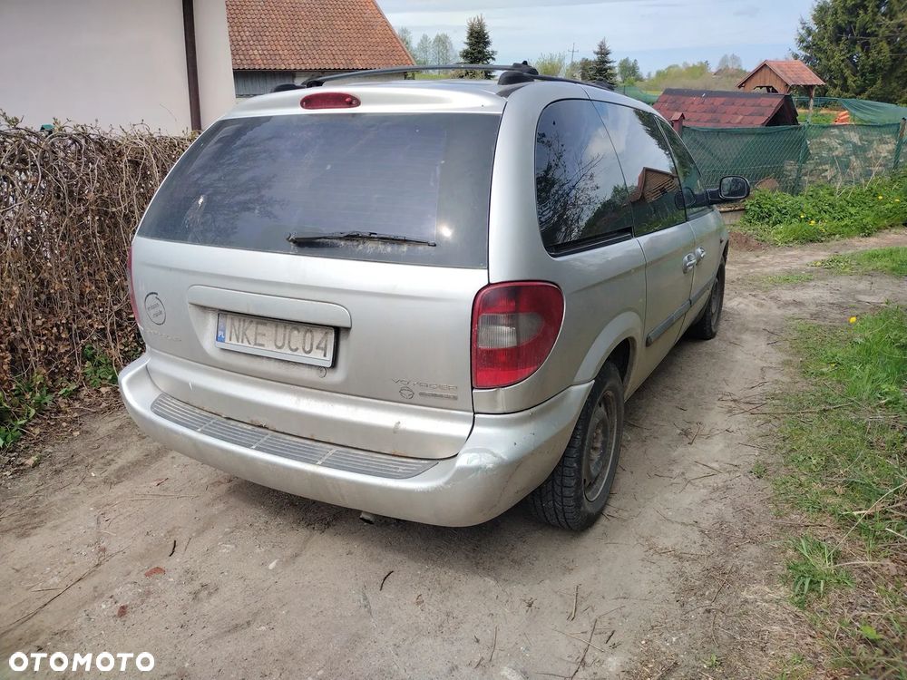 Chrysler Voyager 2.8 Executive LX CRD - 3