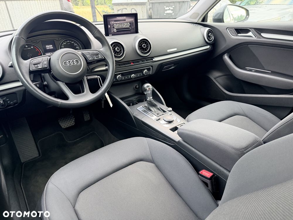 Audi A3 Sportback - 6