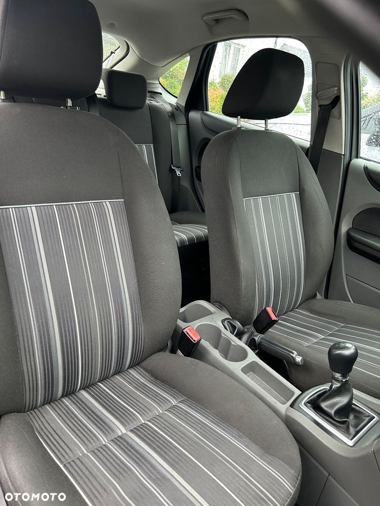 Ford Focus 1.6 FX Silver / Silver X - 14