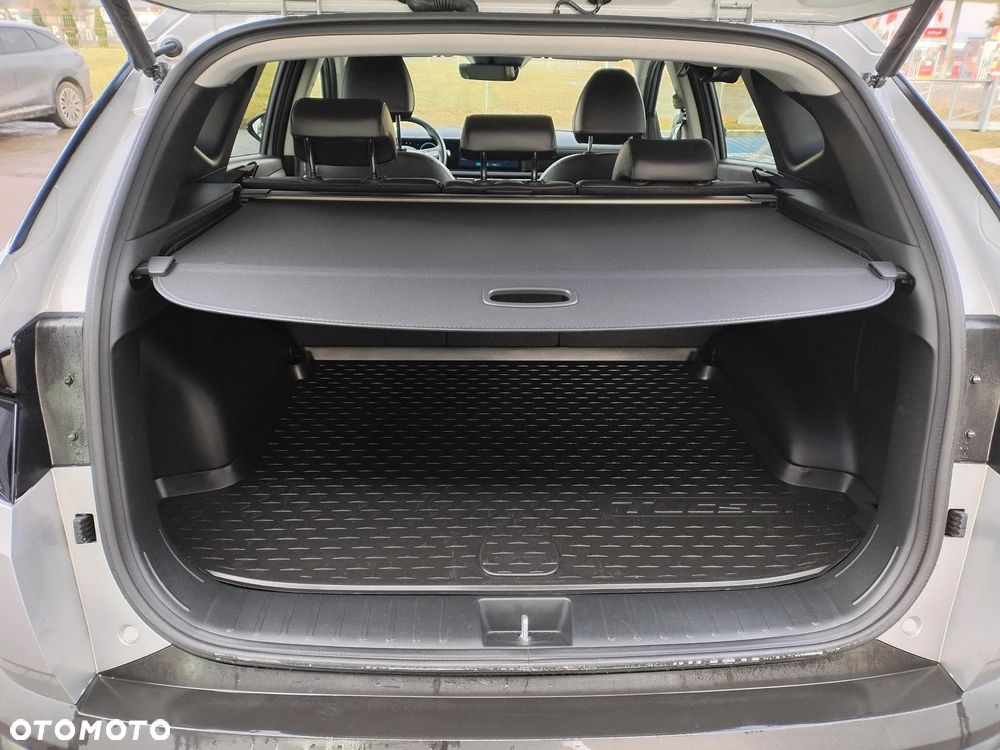 Hyundai Tucson 1.6 T-GDi 48V-Hybrid 2WD DCT Select - 17