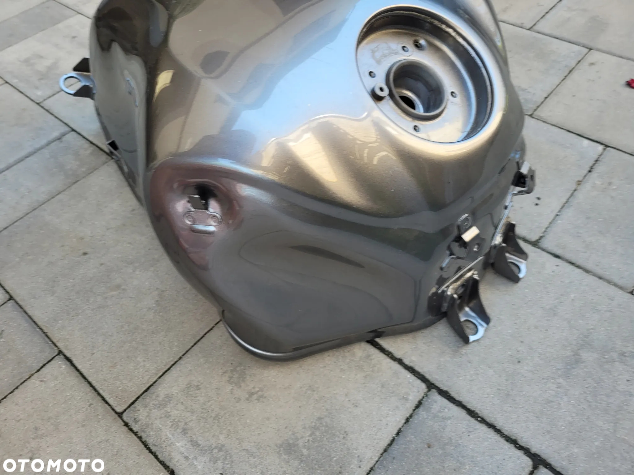Bak, zbiornik paliwa Kawasaki Z900 20-22 - 4