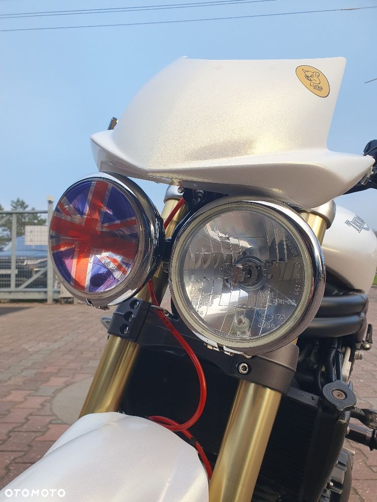 Triumph Speed Triple - 12