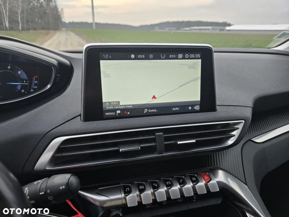 Peugeot 5008 1.5 BlueHDI Allure S&S EAT8 - 17