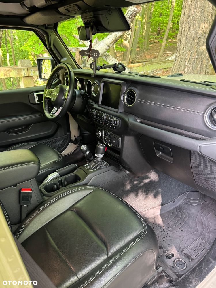Jeep Wrangler Unlimited GME 2.0 Turbo Sahara - 5