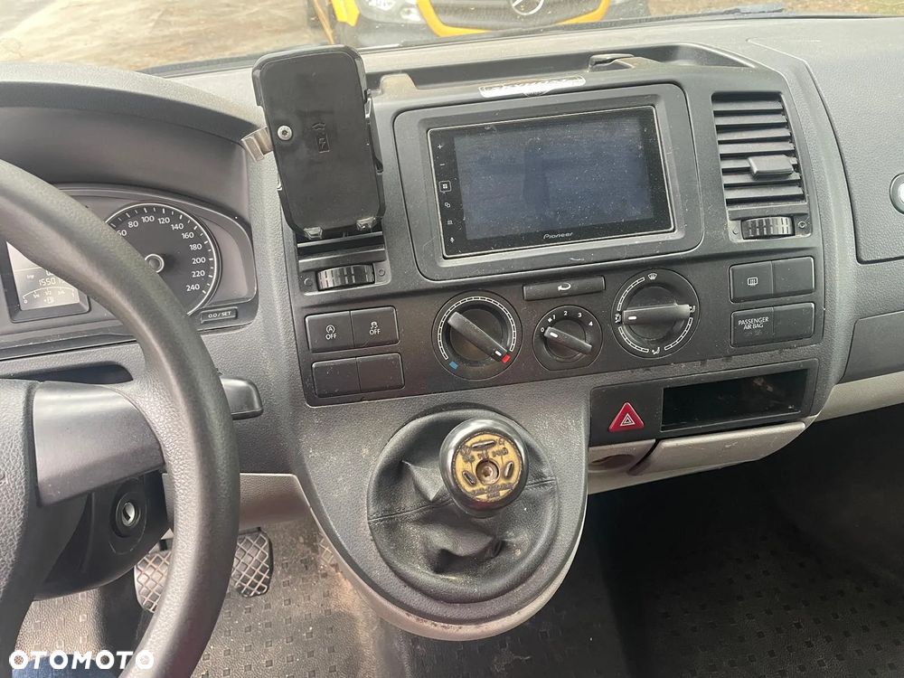Volkswagen Transporter T5 lift 2.0 TDI - 7