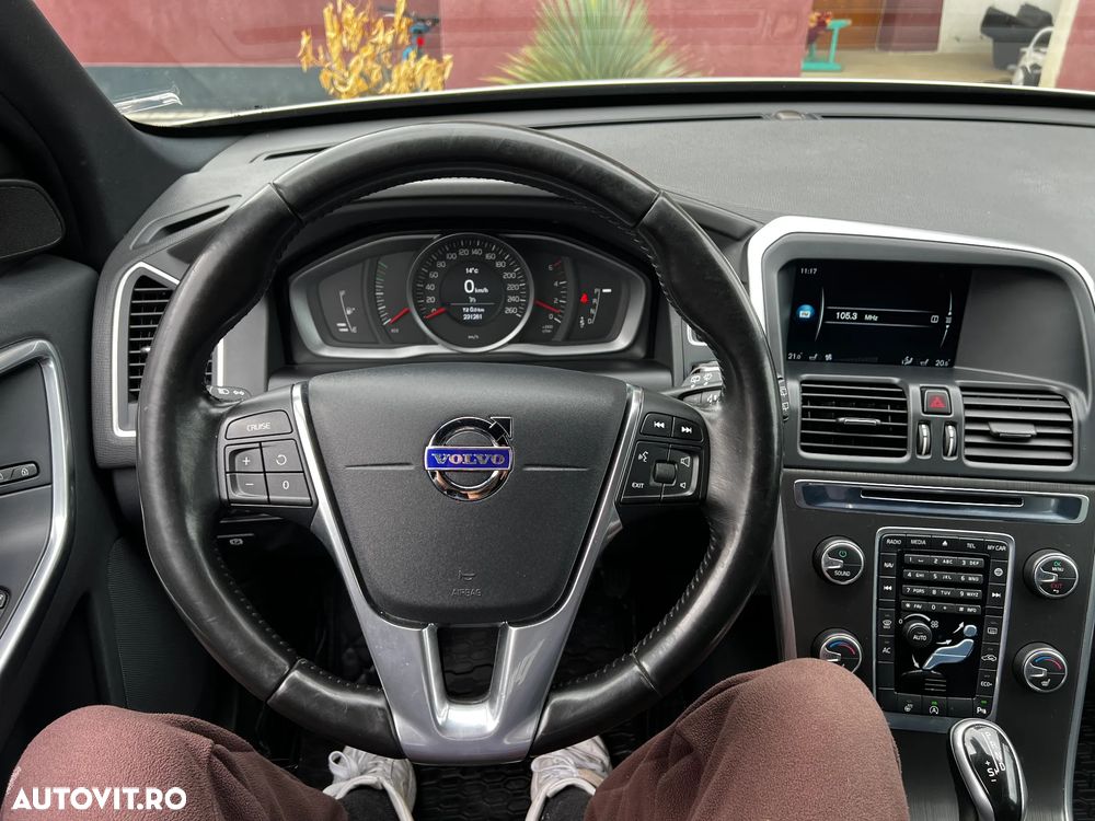 Volvo XC 60 D4 Geartronic Summum - 7