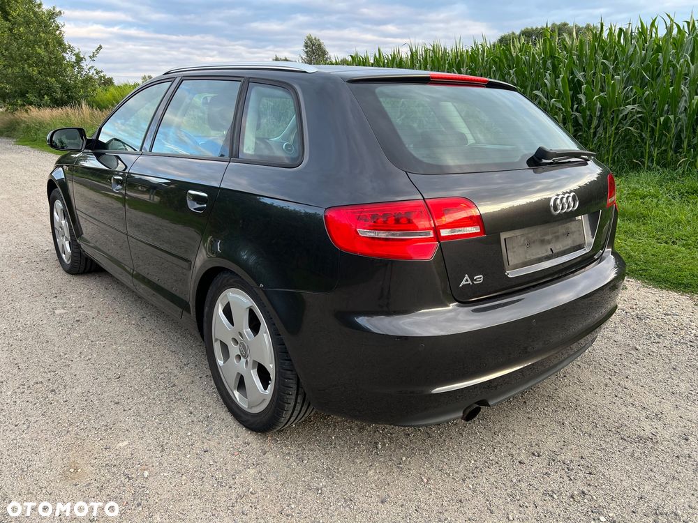 Audi A3 Sportback 1.6 Ambiente - 3
