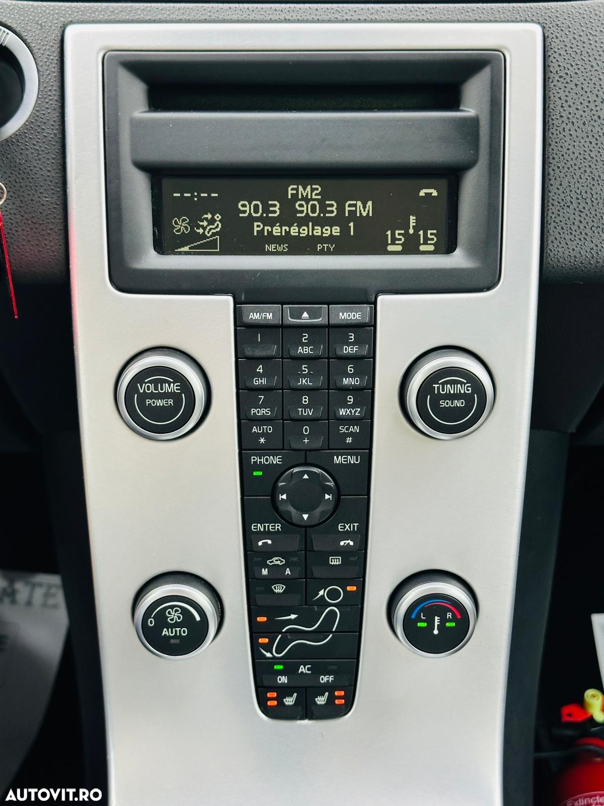 Volvo V50 - 35