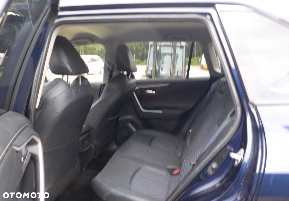 Toyota RAV4 - 26