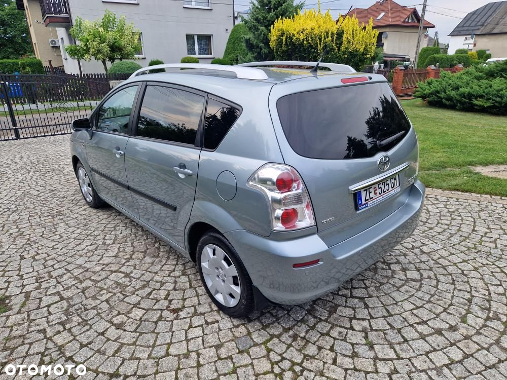 Toyota Corolla Verso 1.8 Sol + 7os MM - 11