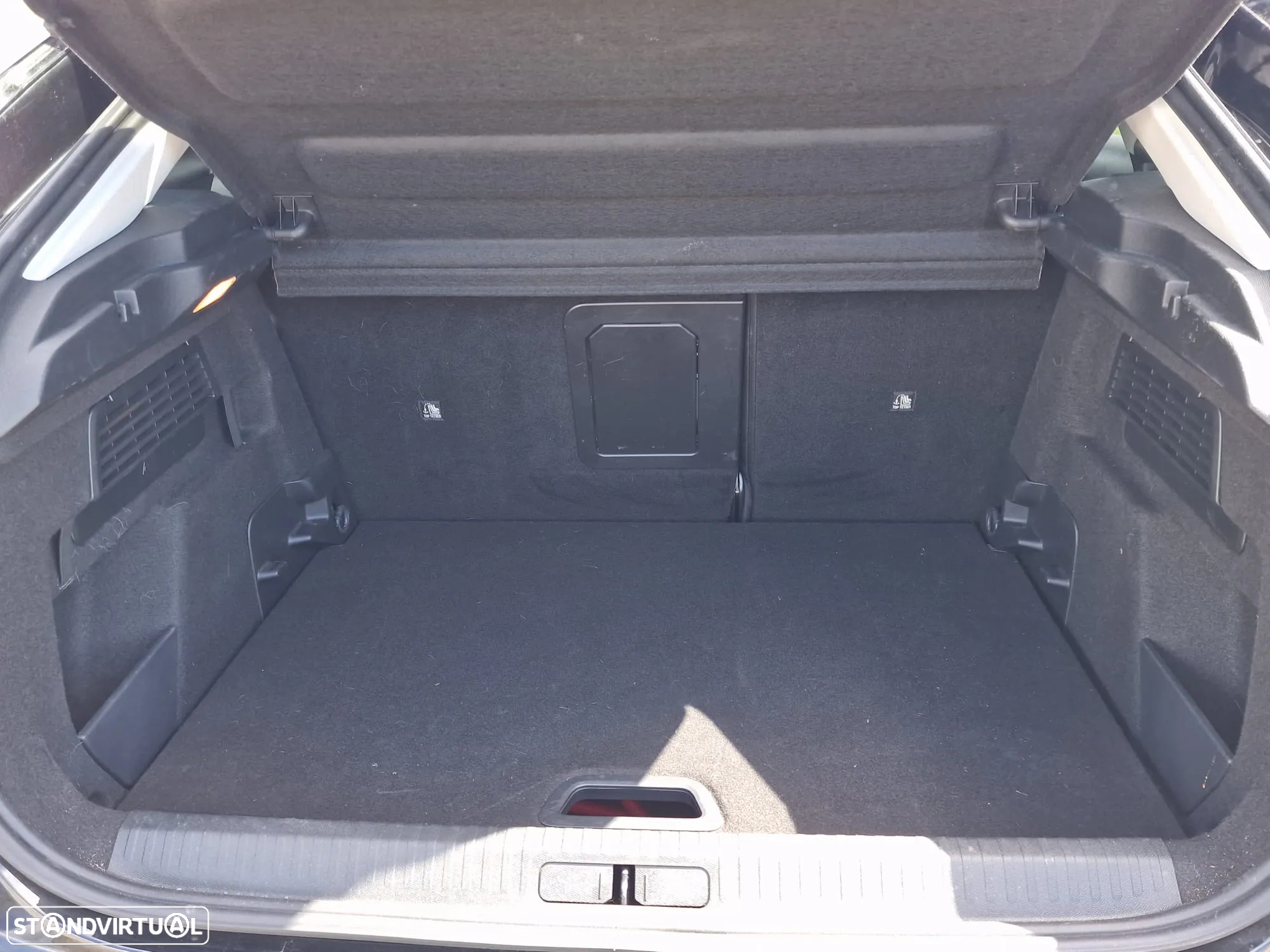 Citroën e-C4 50 kWh Shine Pack - 33