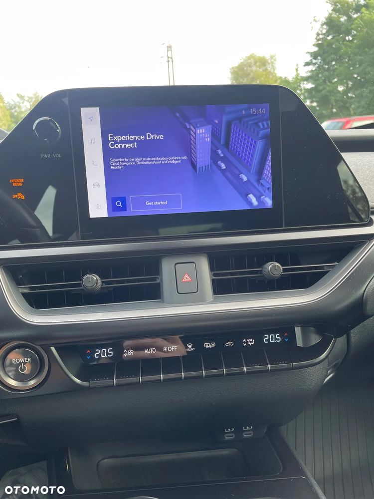 Lexus UX 250h (E-FOUR) Executive Line - 6