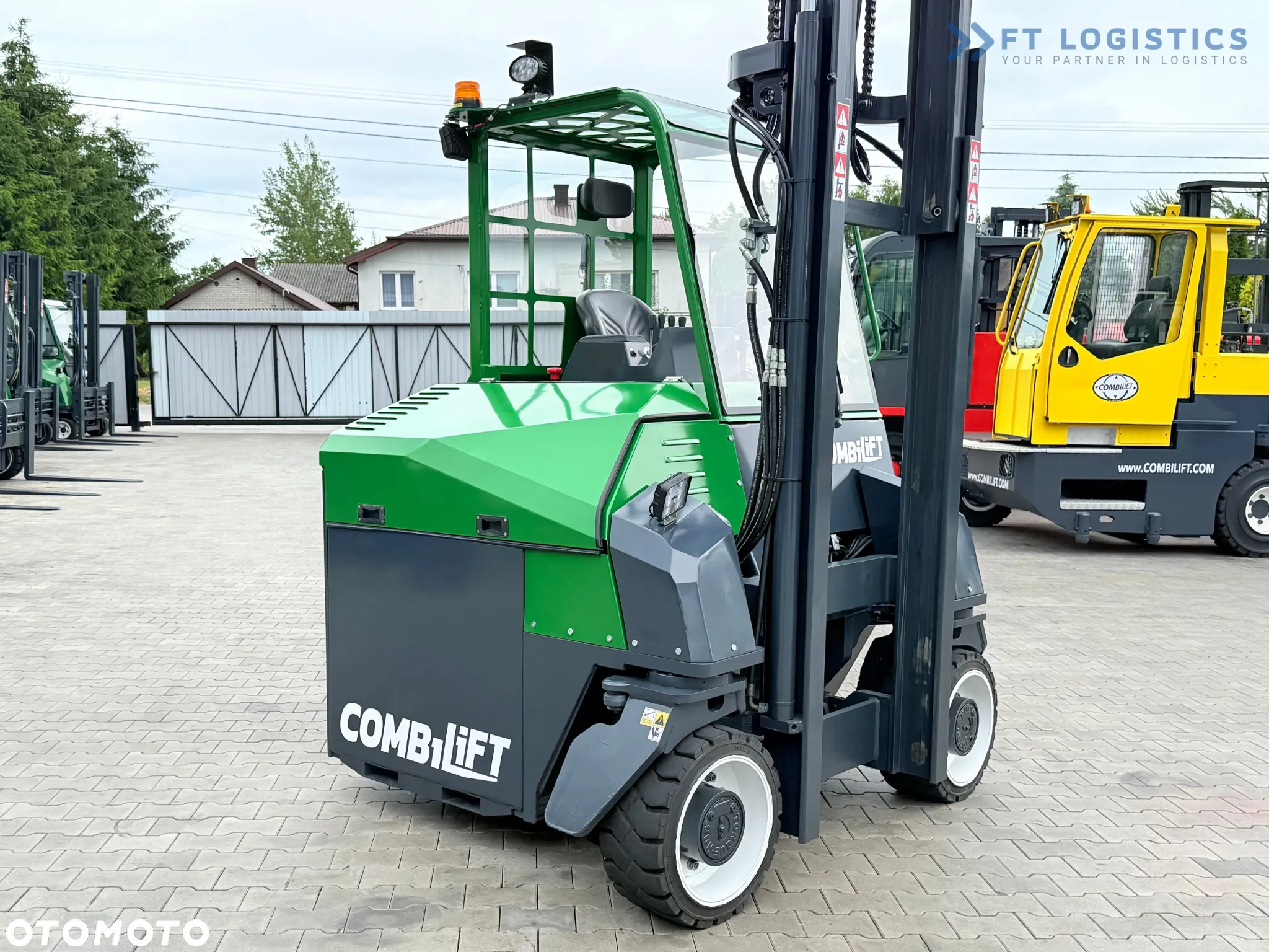 Combilift CBE4000 / TRIPLEX 5200MM / ELEKTRYCZNY / WOLNY SKOK / POZYCJONER / PRZESUW WIDEŁ / JAK NOWY - 34