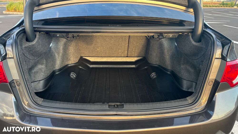 Honda Accord 2.0i Confort - 14