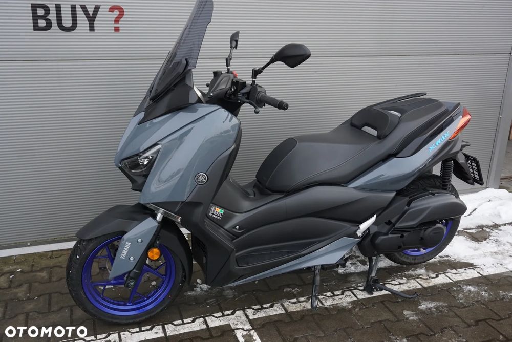 Yamaha X-max - 12