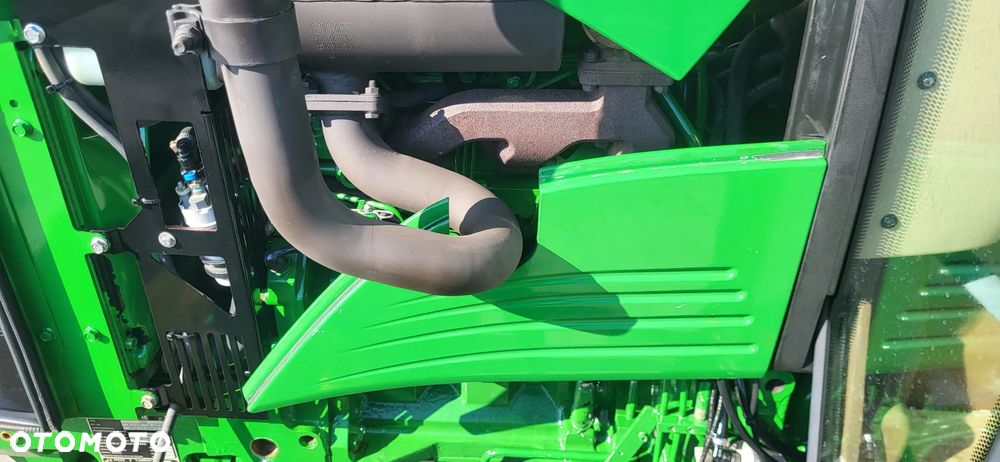 John Deere 5215 Napęd 4X4 - 12