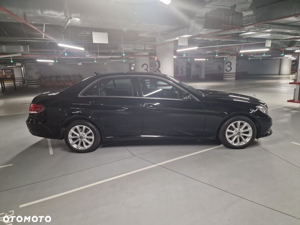Mercedes-Benz Klasa E 300 4-Matic Elegance - 19