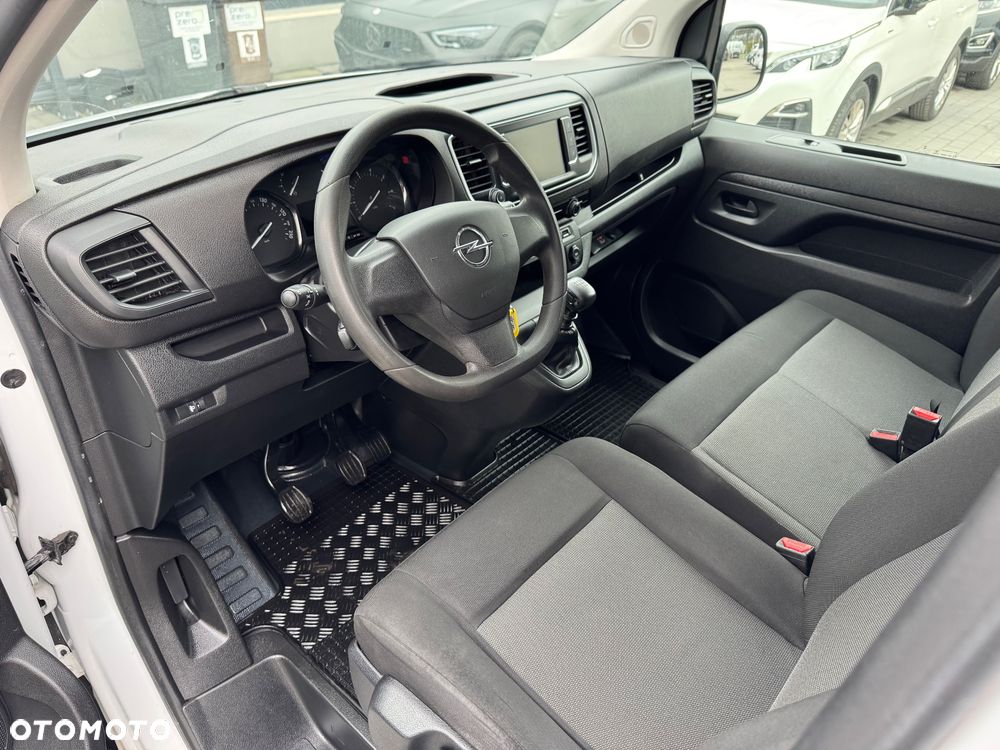 Opel Vivaro Proace Jumpy Scudo - 17