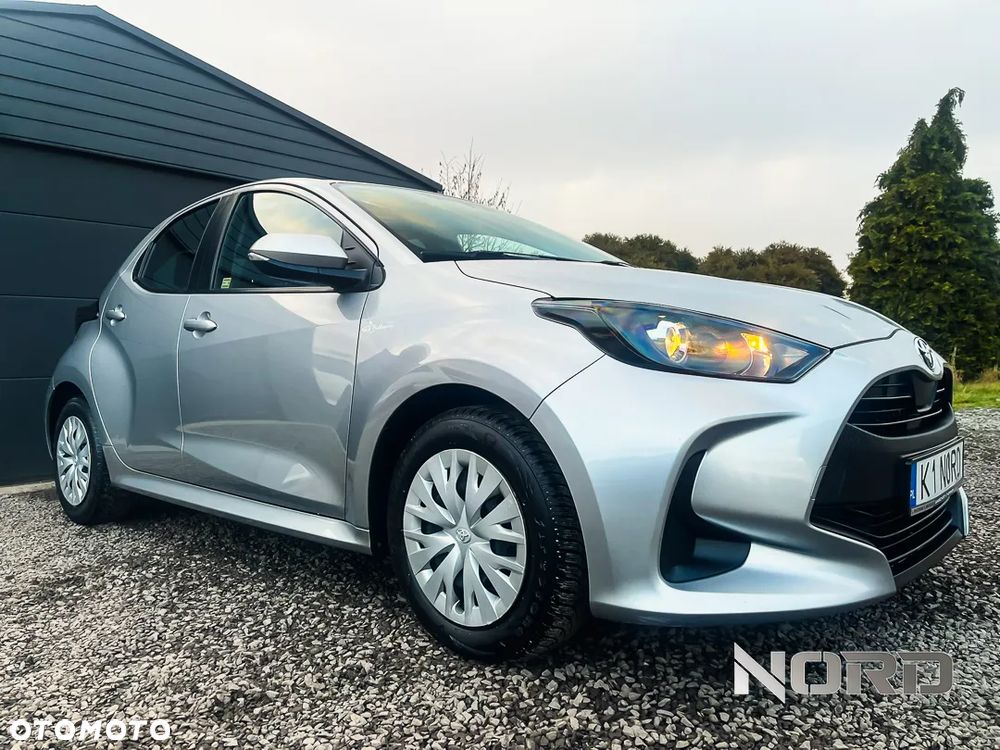 Toyota Yaris Hybrid 1.5 Active - 3