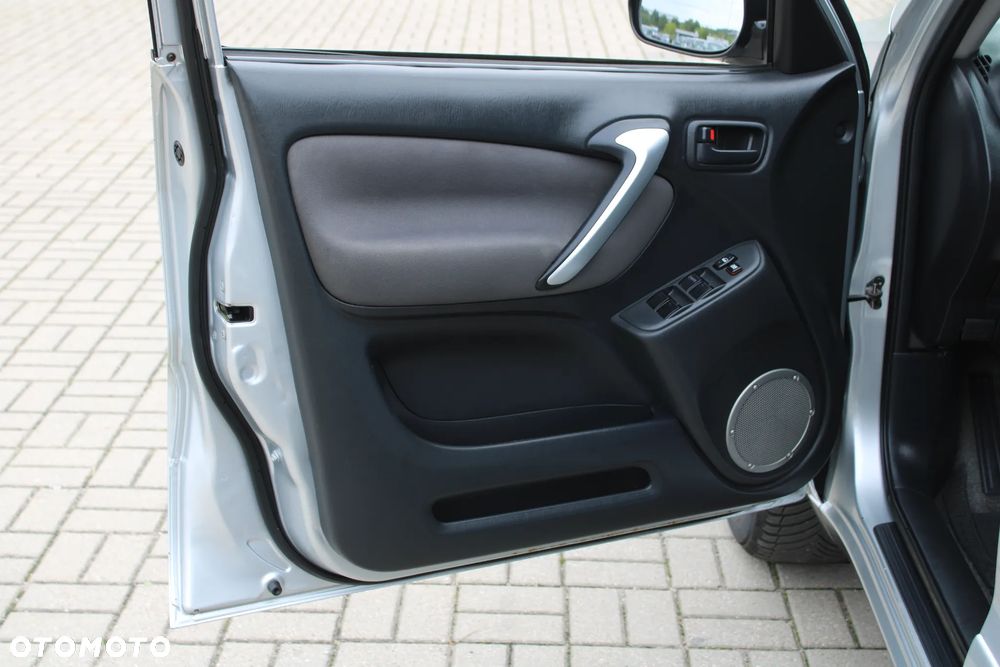 Toyota RAV4 4x4 - 19