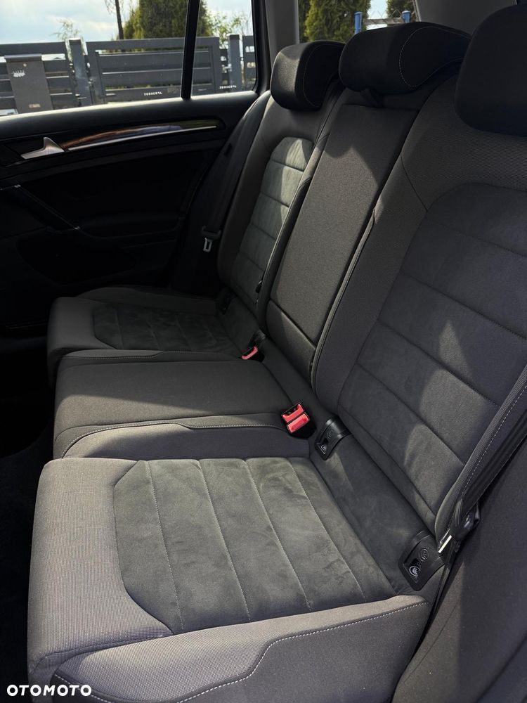 Volkswagen Golf 1.5 TSI ACT OPF Highline - 27