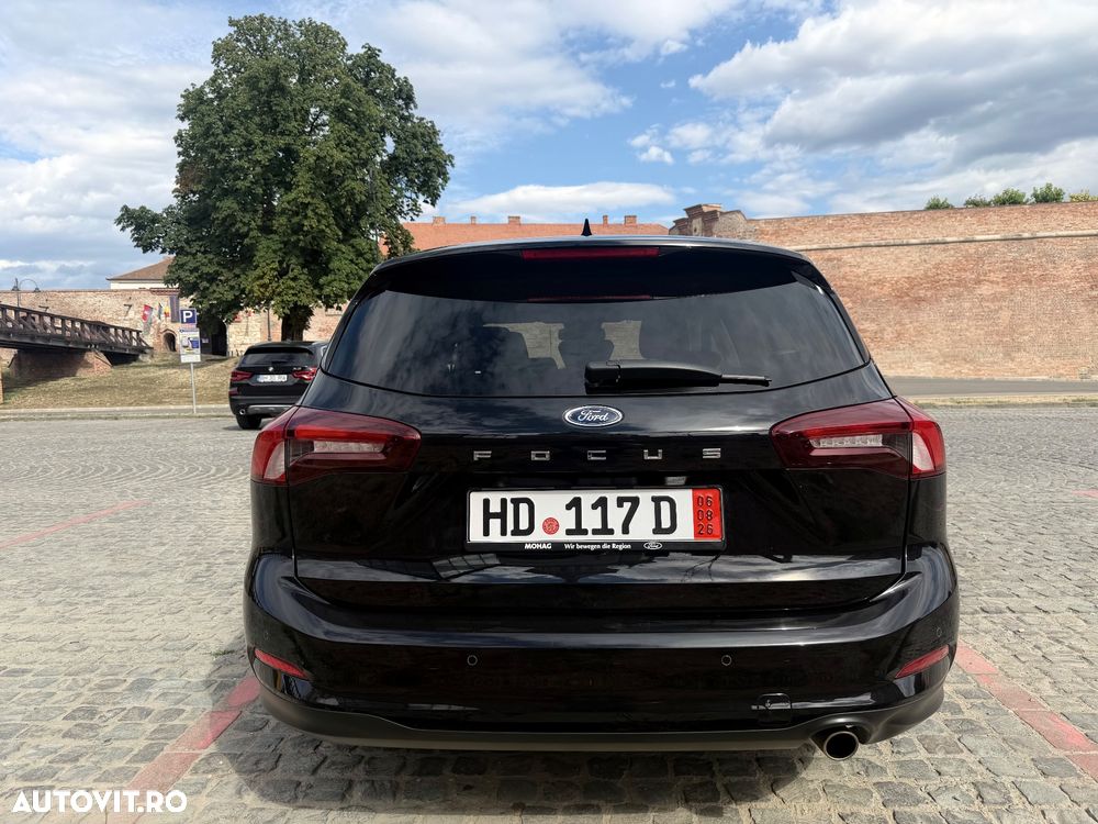 Ford Focus - 13