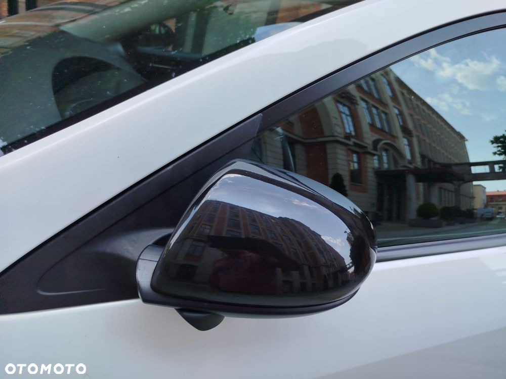 Mazda 3 1.6 Exclusive EU5 - 21