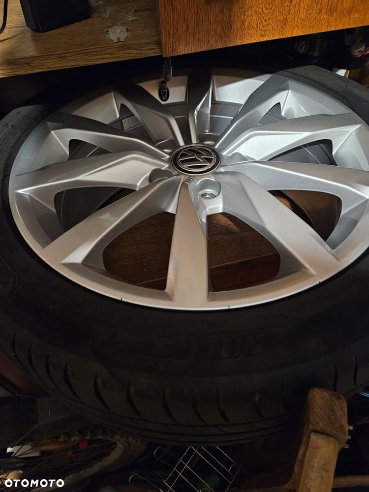 Volkswagen Golf 1.6 TDI BMT Highline - 13