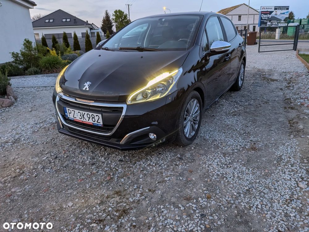 Peugeot 208 82 PureTech Style - 1