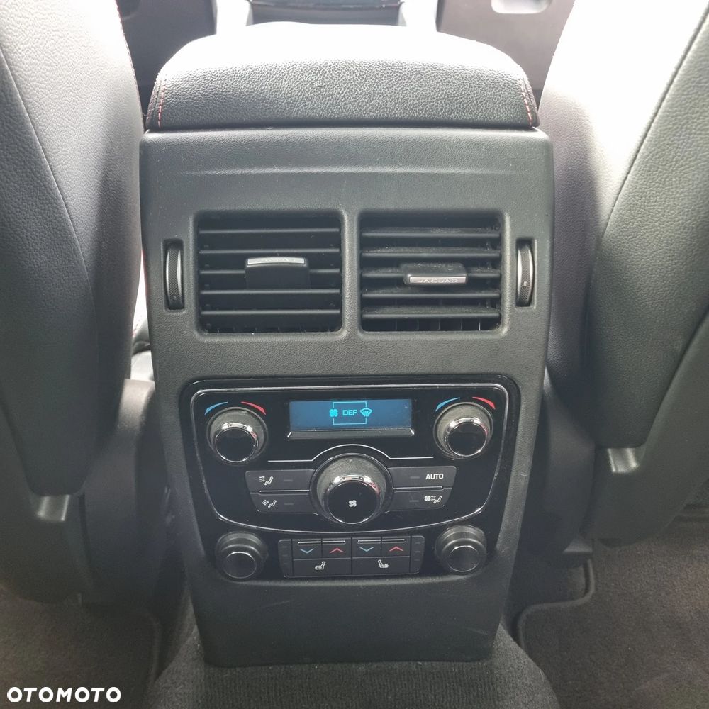 Jaguar F-Pace 35t AWD R-Sport - 12