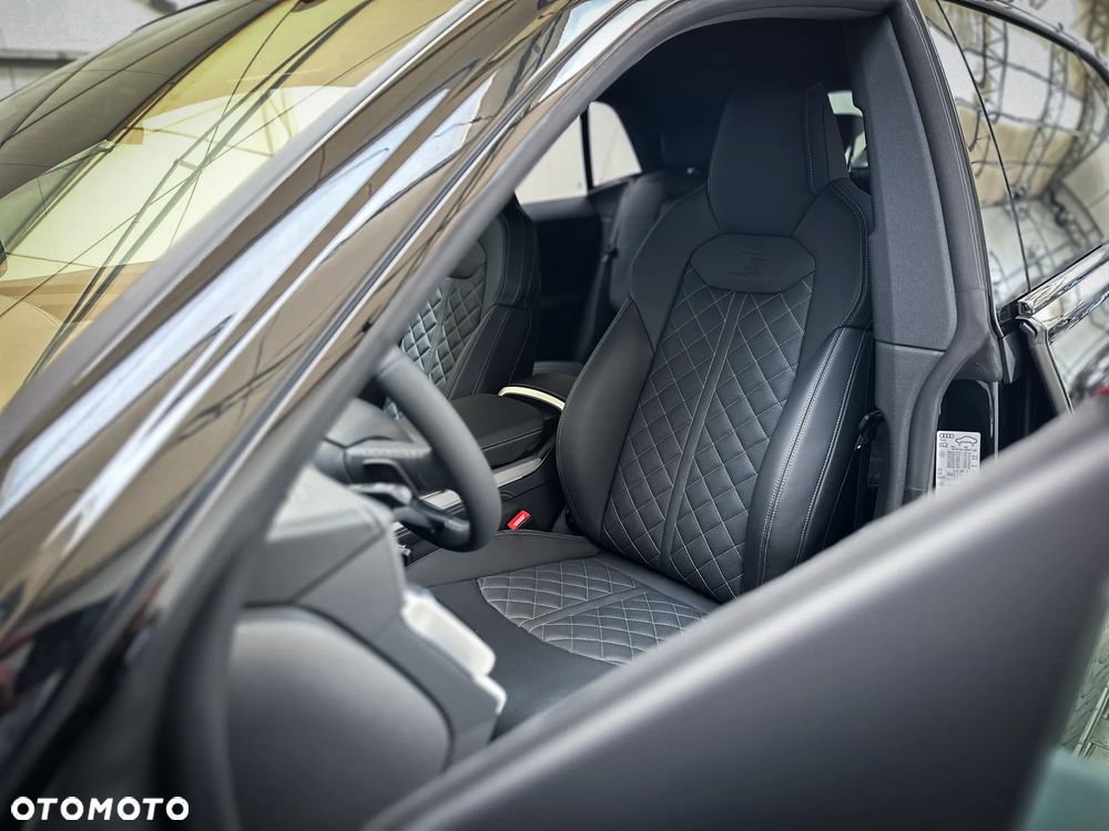 Audi Q8 - 17