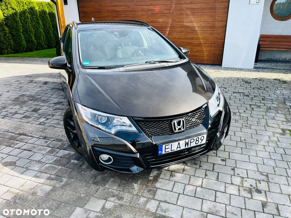Honda Civic 1.8 Style Edition (Honda Connect+) - 3