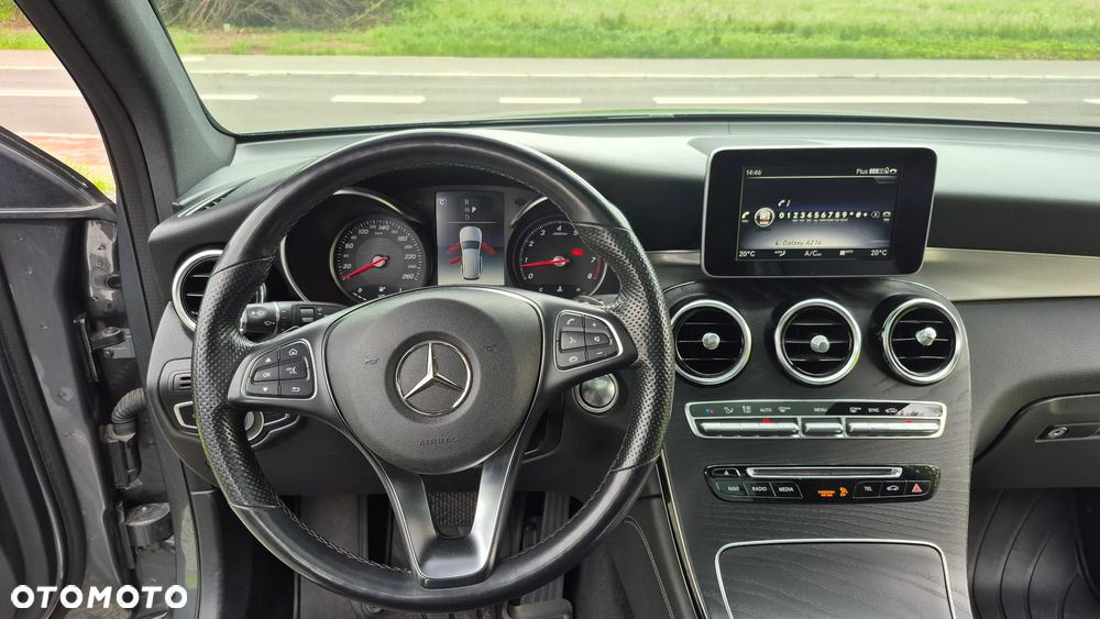 Mercedes-Benz GLC 300 4-Matic - 16