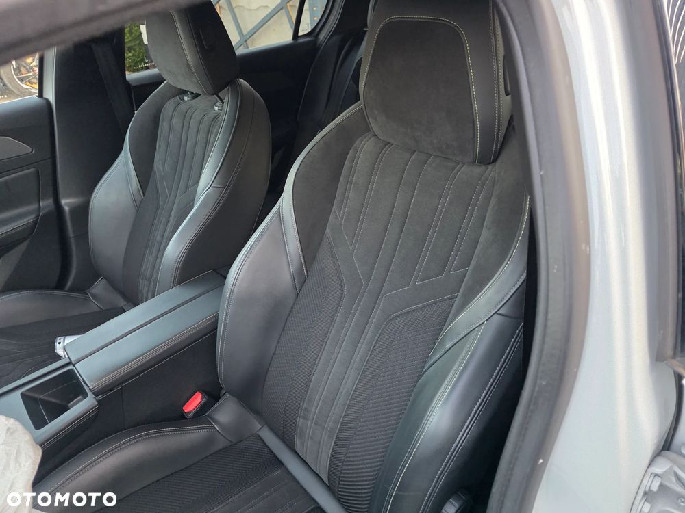 Peugeot 308 PureTech 130 EAT8 GT - 11