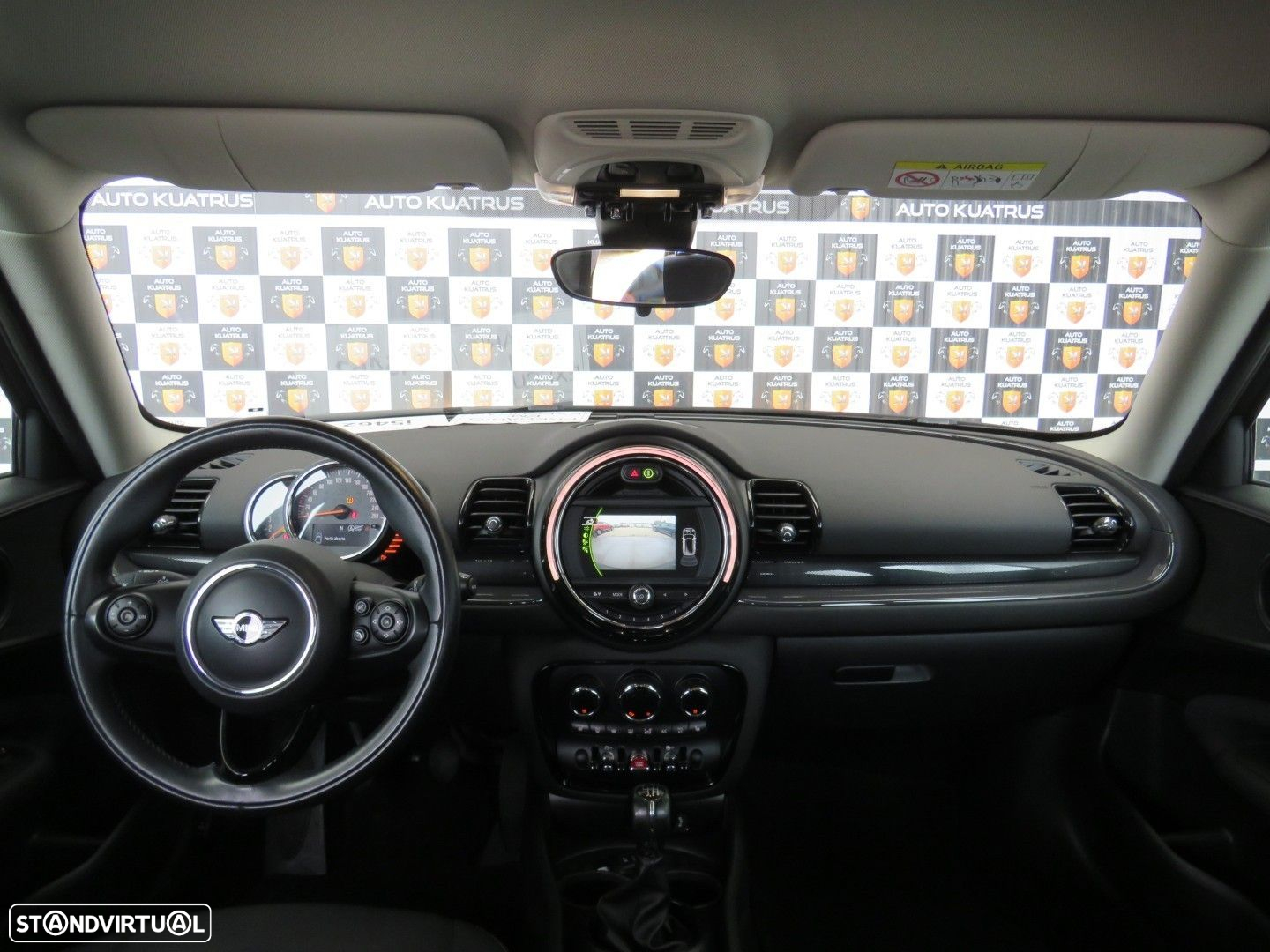 MINI Clubman One D - 17