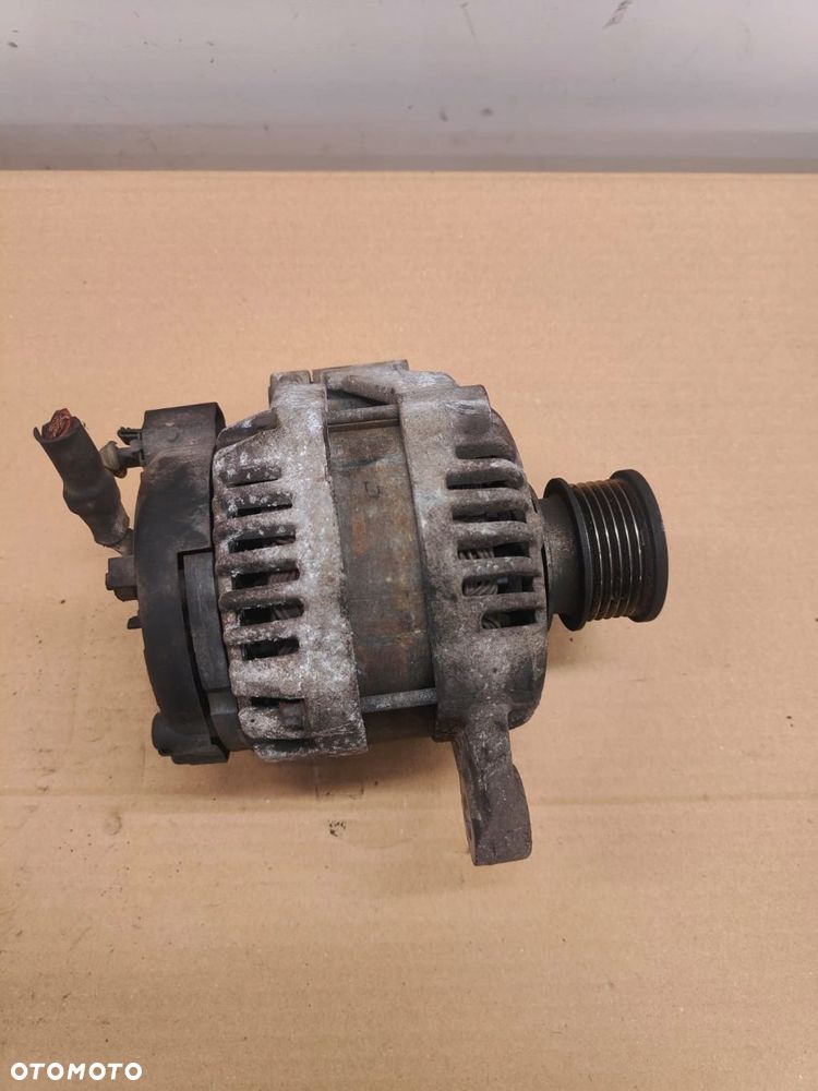 opel insignia 2.0 cdti 13502583 zafira astra alternator - 1