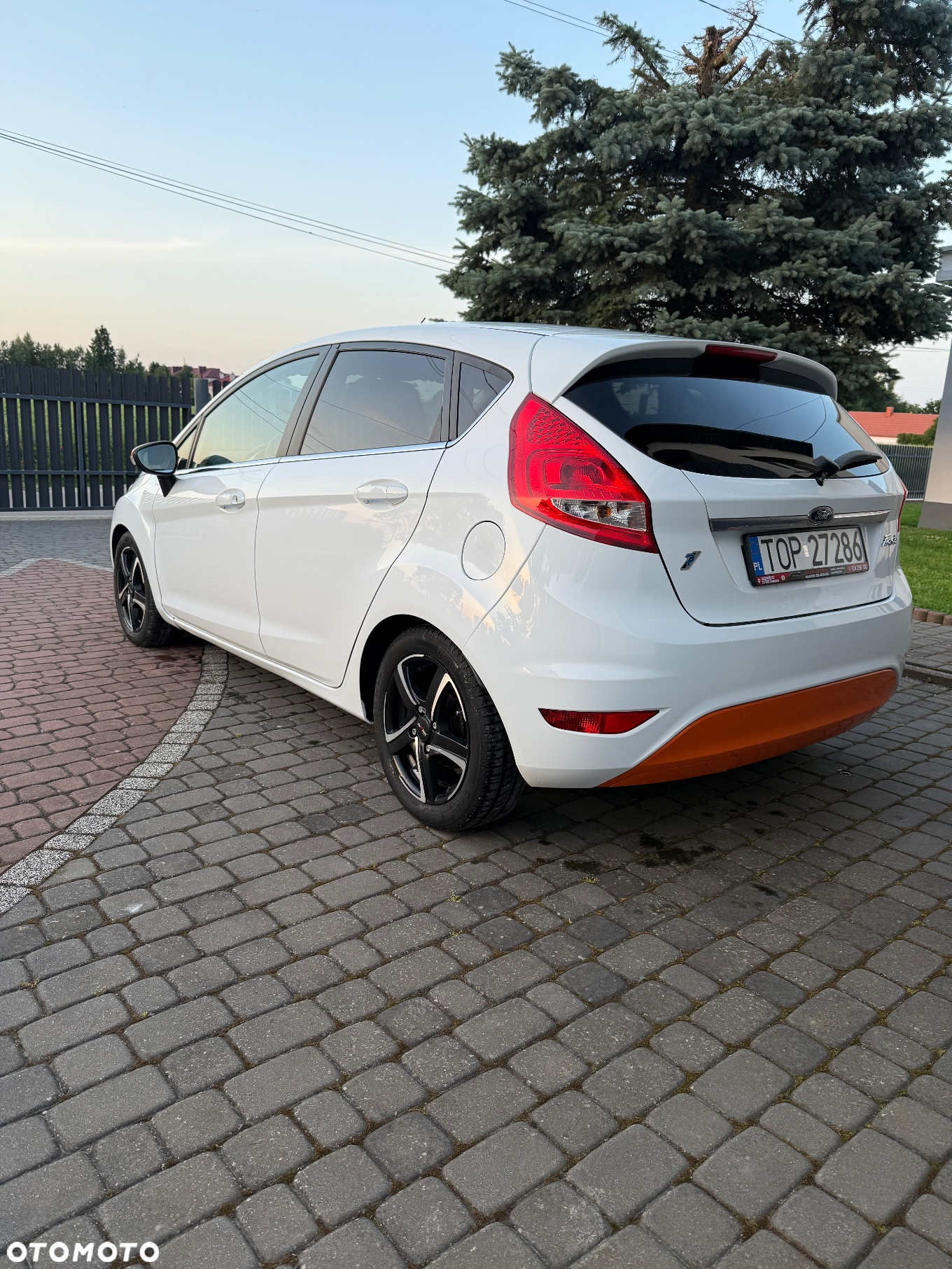 Ford Fiesta - 13
