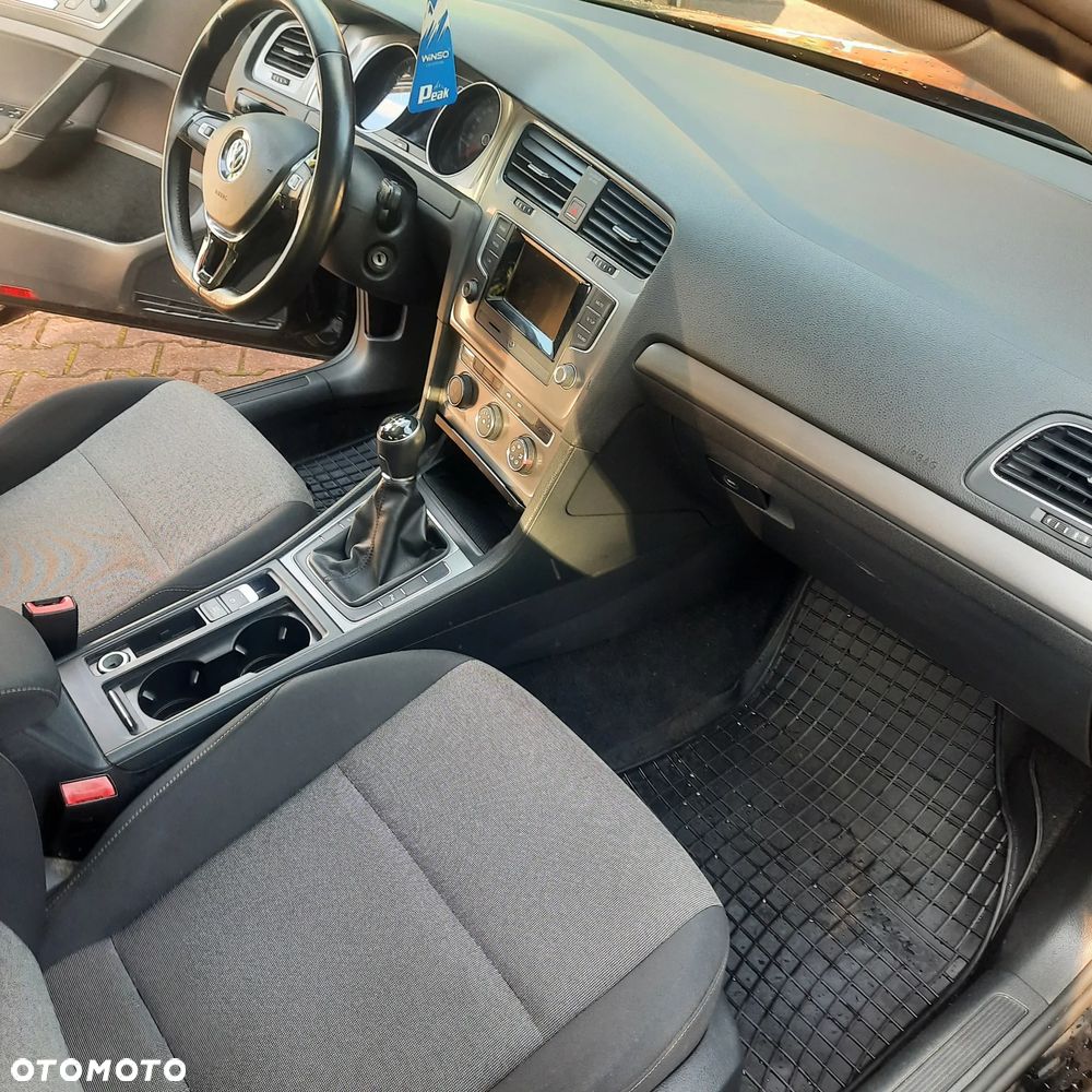 Volkswagen Golf - 19
