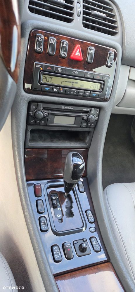 Mercedes-Benz CLK - 11